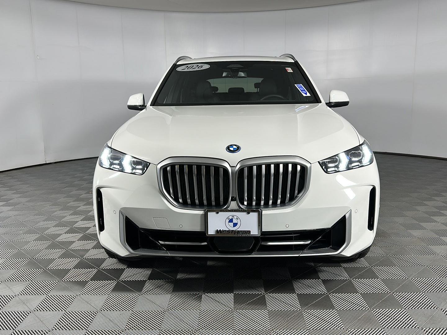 New 2026 Alpine White BMW xDrive50e image 3
