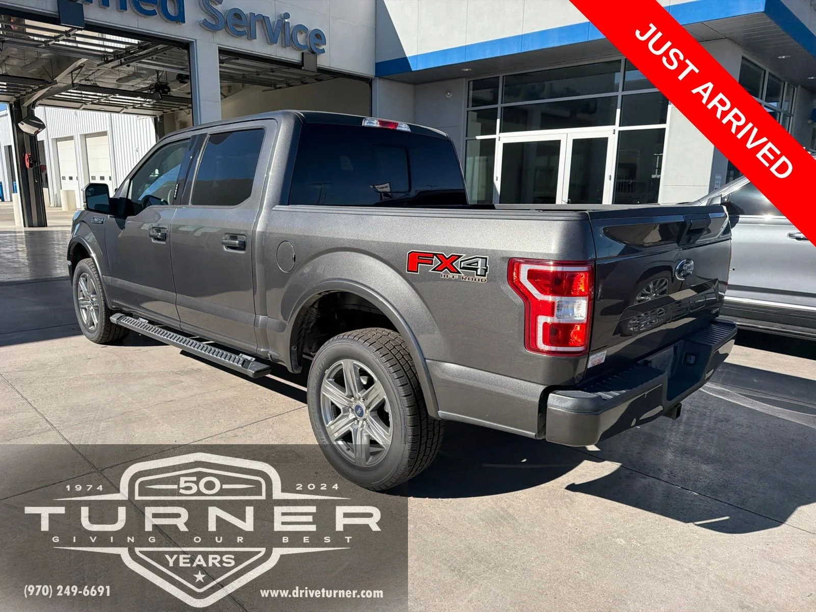Used 2019 Gray Ford XLT image 3