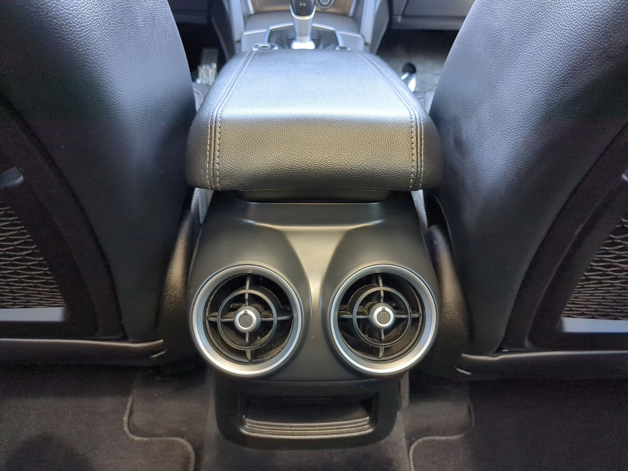 Used 2018 Black Alfa Romeo AWD image 28