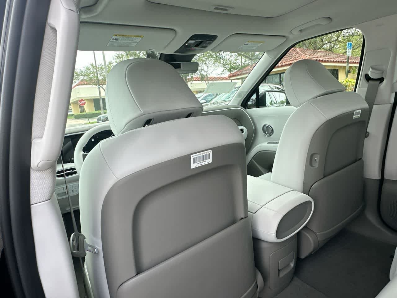 New 2026 Abyss Black Pearl Hyundai Blue SEL Premium 8P image 23