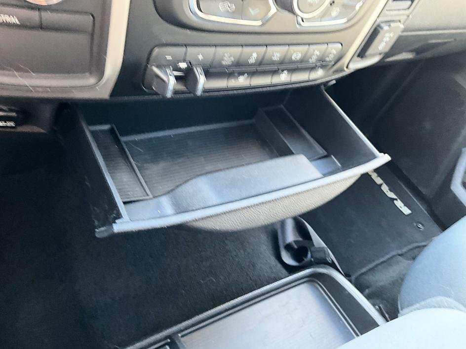 Used 2017 Black Ram SLT image 29
