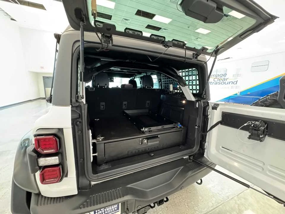 Used 2024  FORD  image 40