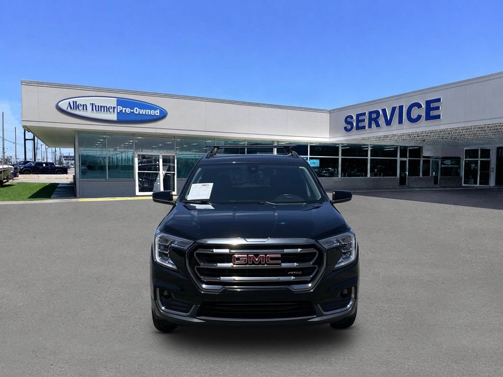 Used 2023 Ebony Twilight Metallic GMC AT4 image 3