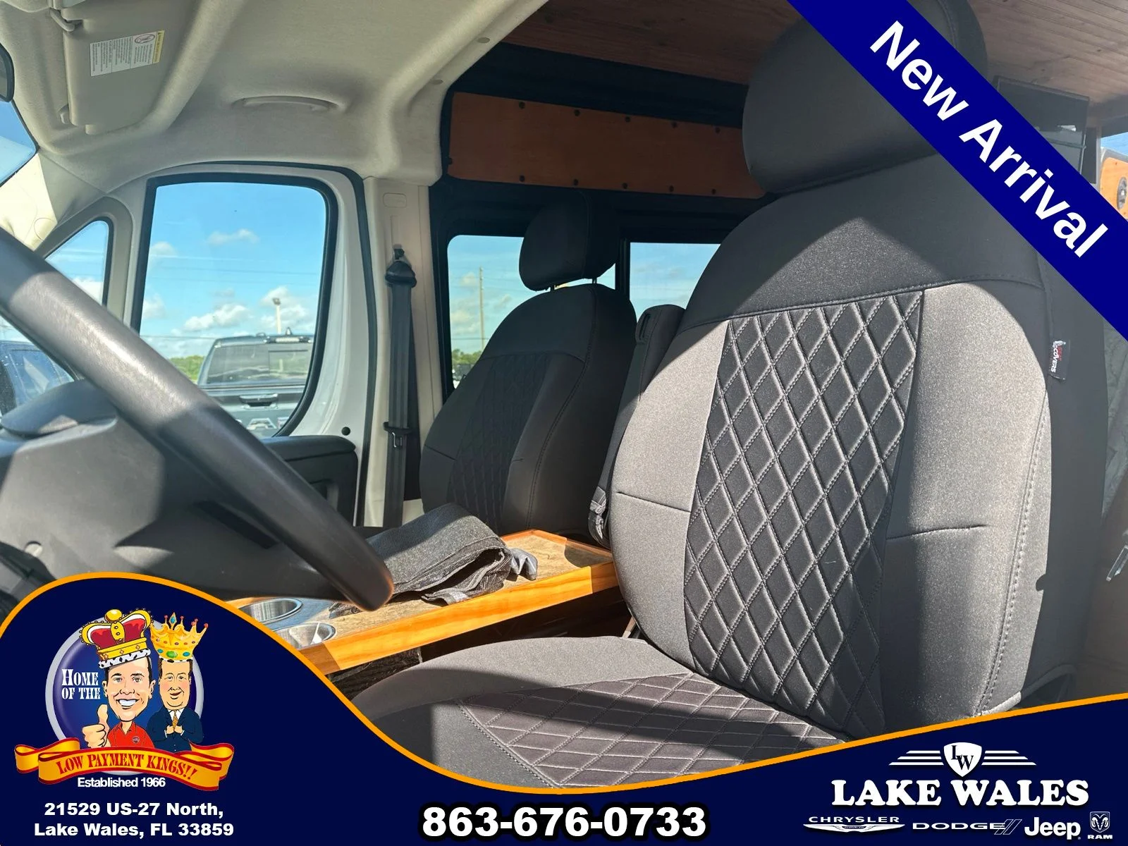 Used 2019 White Ram Base image 14