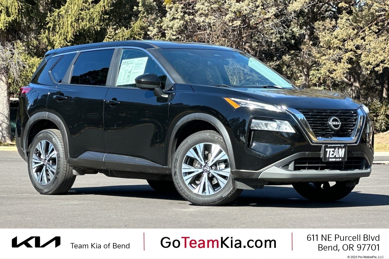 2023 Nissan Rogue SV