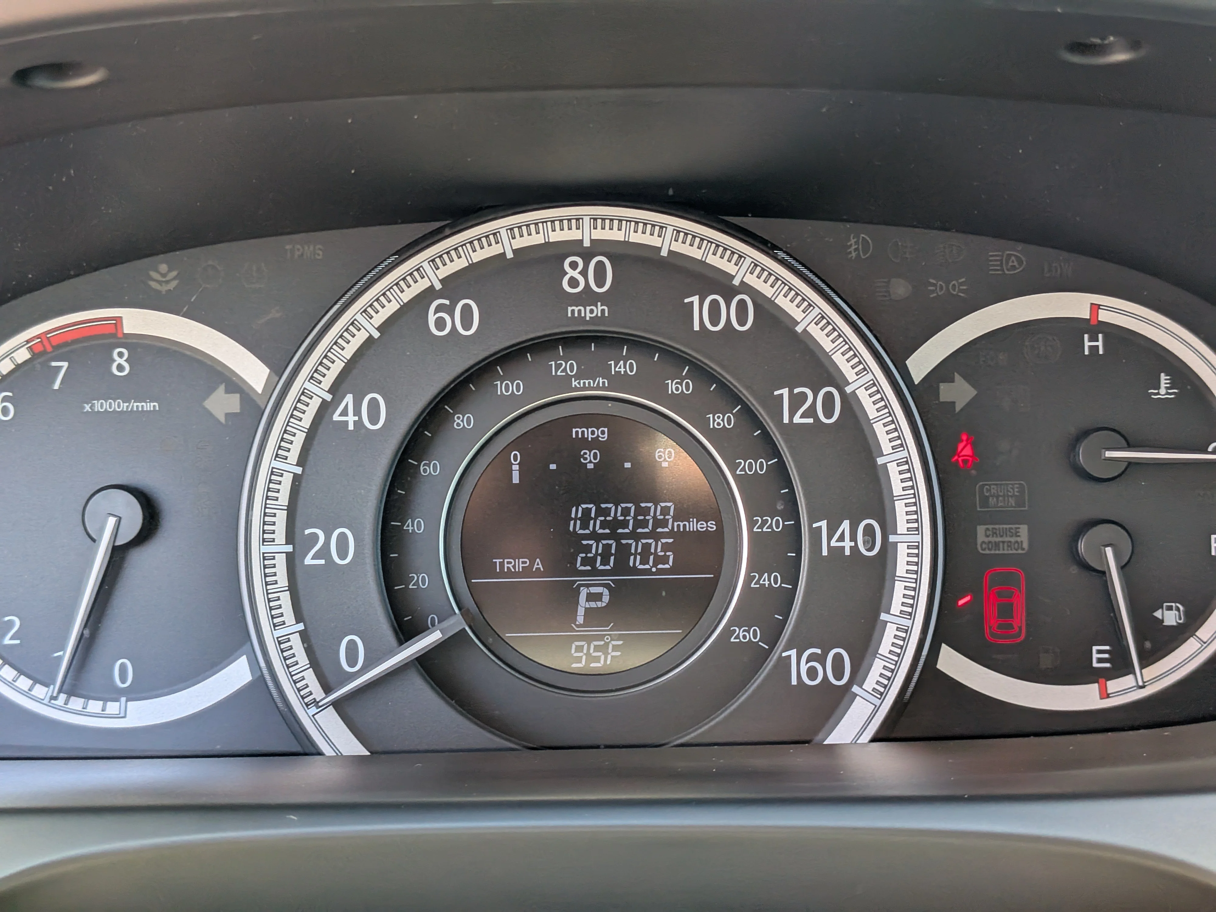 Used 2015 Champagne Frost Pearl Honda LX image 35