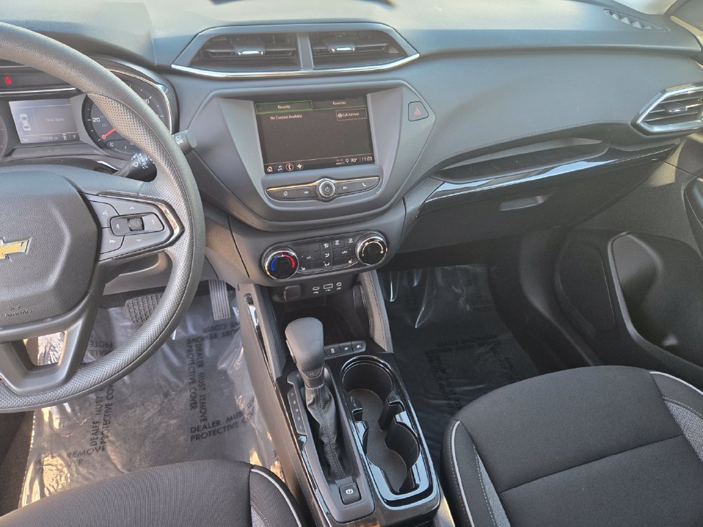 Used 2023 White Chevrolet LT image 17