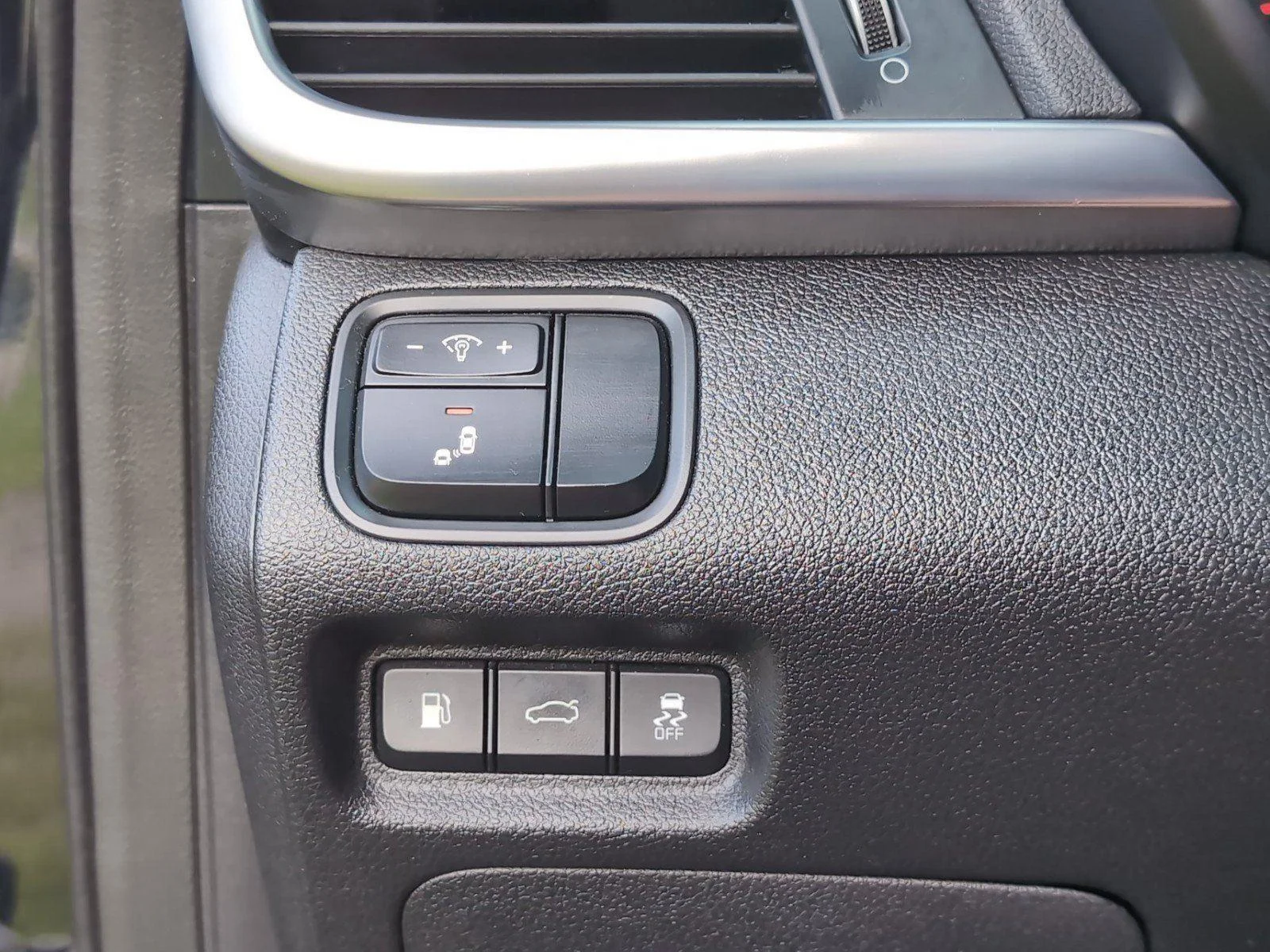 Used 2016 Ebony Black Kia EX image 36
