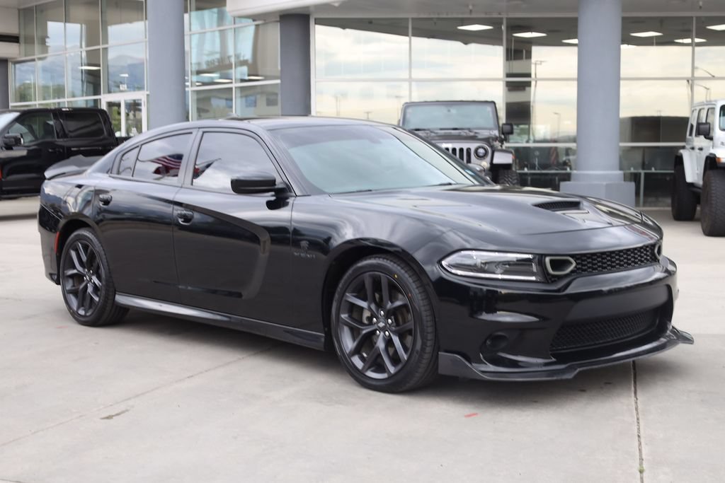 Used 2022 Pitch Black Clearcoat Dodge R/T image 8