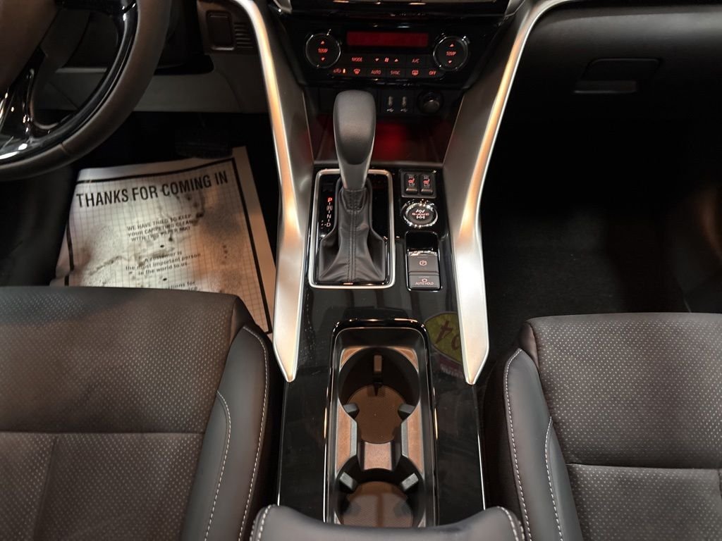 2024 Mitsubishi Eclipse Cross SE - Photo 30