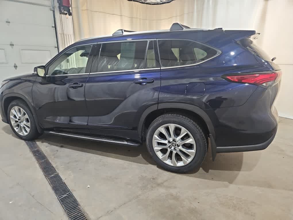 Used 2023 Blueprint Toyota Limited image 4