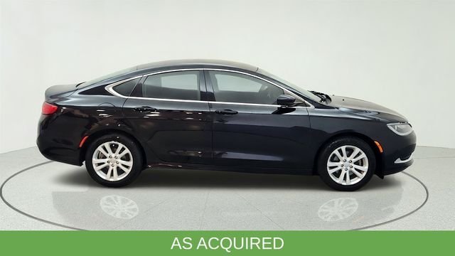 Used 2015 Black Chrysler Limited image 15