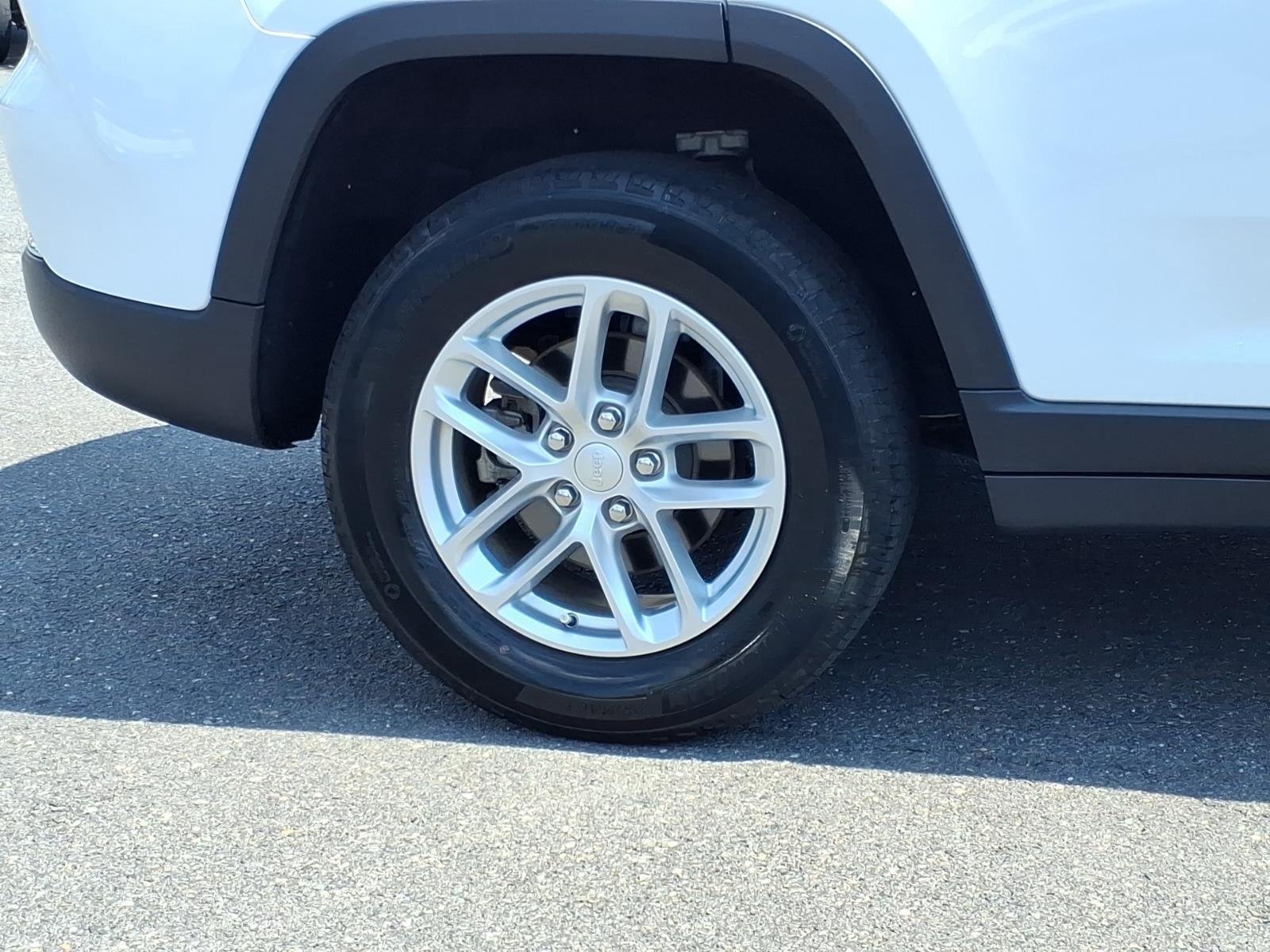 Used 2023 Bright White Clearcoat Jeep Laredo X image 11