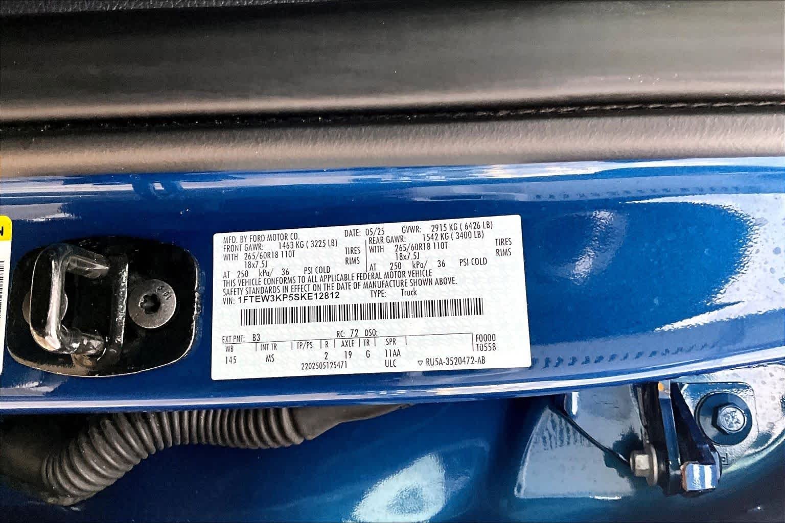 Used 2025 Atlas Blue Metallic Ford XLT image 36