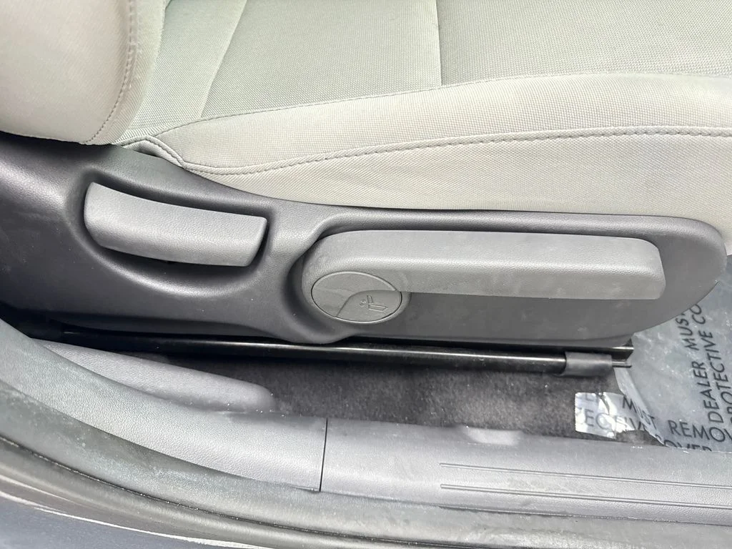 Used 2024 Gray Hyundai SEL image 47