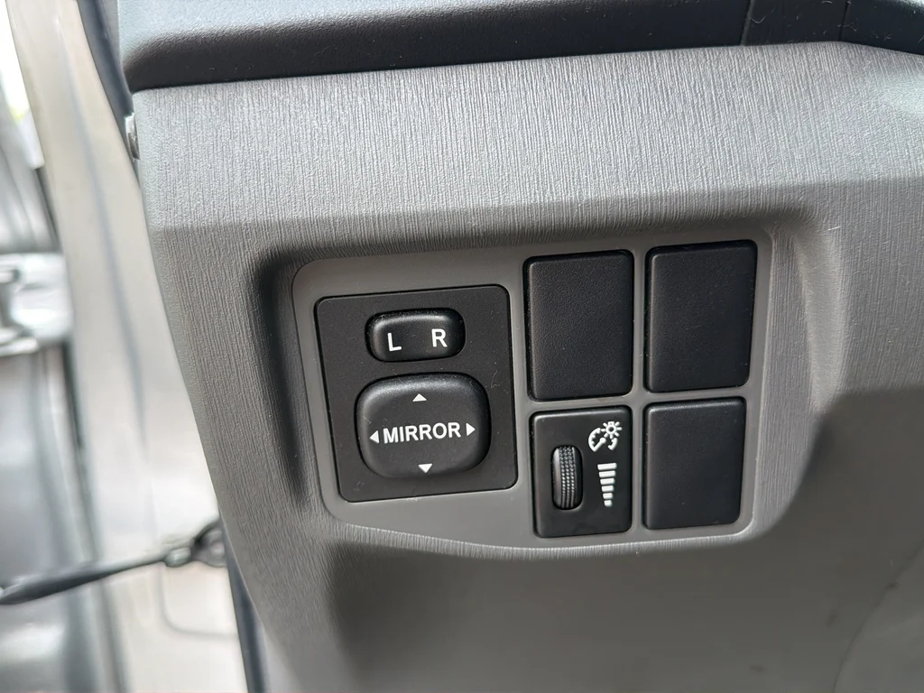 Used 2011 Silver Toyota Two image 39