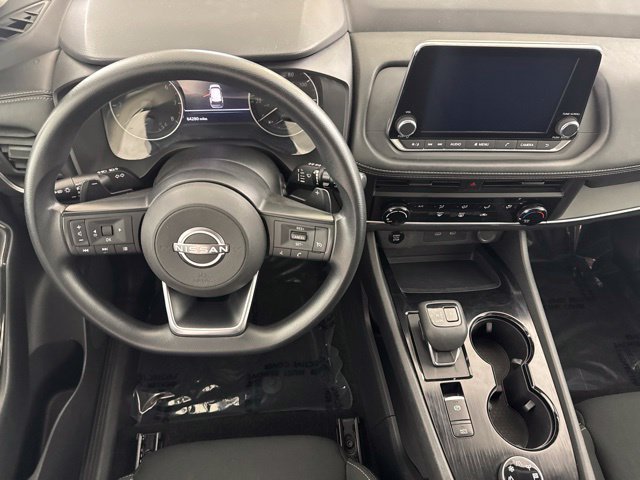 Used 2024 Silver Nissan S image 22