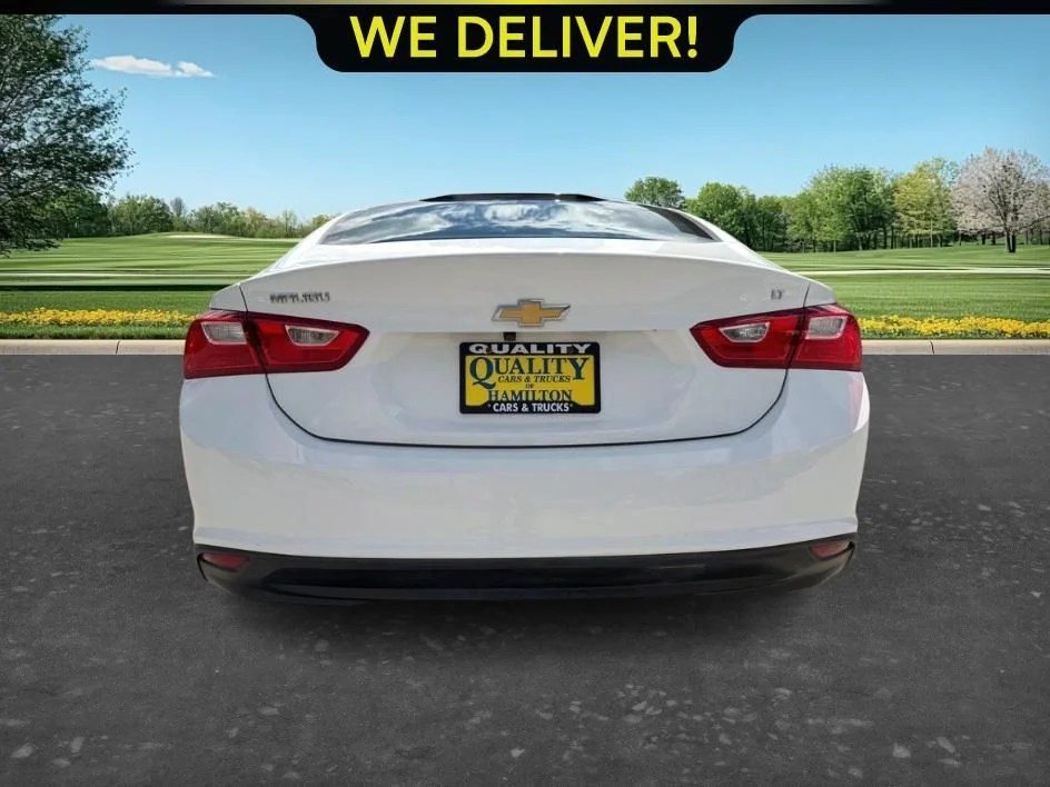 Used 2016 White Chevrolet LT image 4