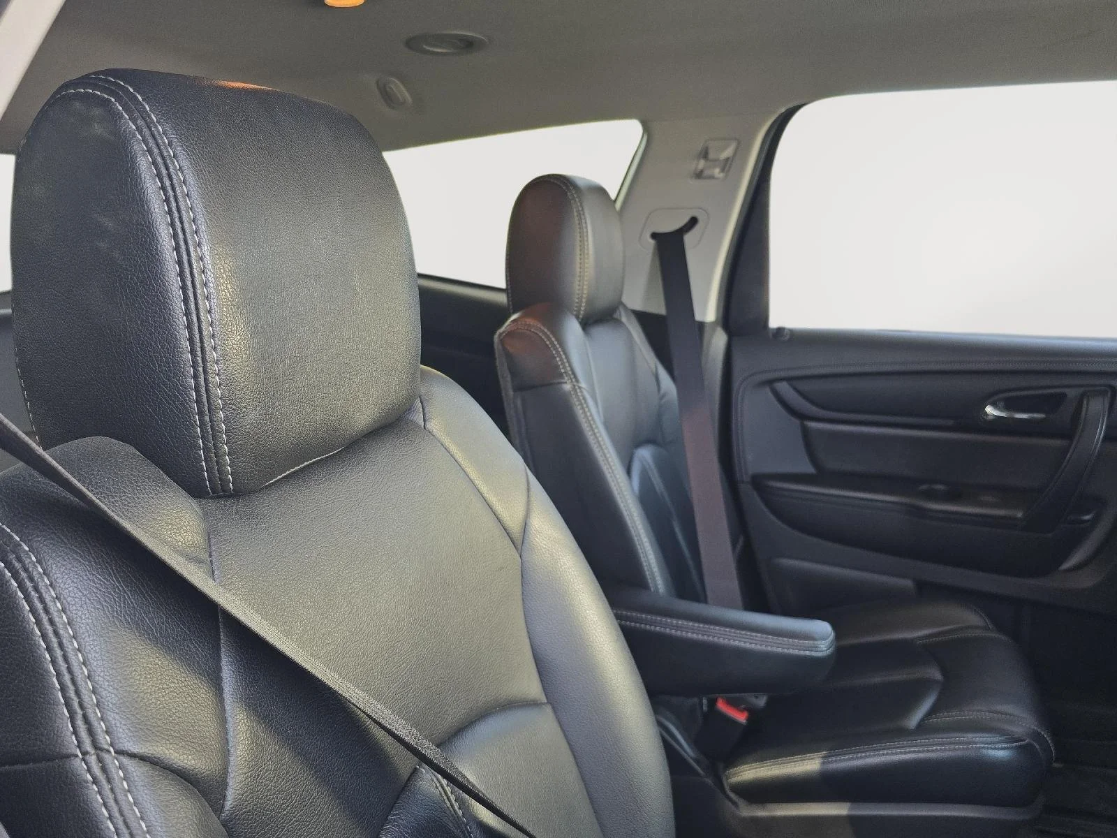 Used 2017 Siren Red Tintcoat Chevrolet LT image 14