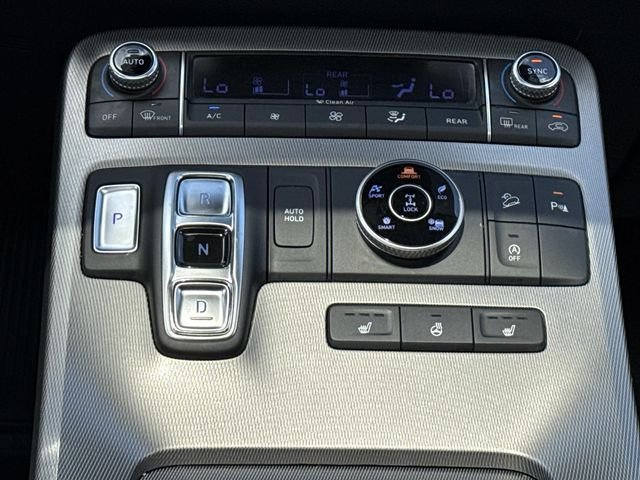 Used 2022 Gray Hyundai SEL image 21