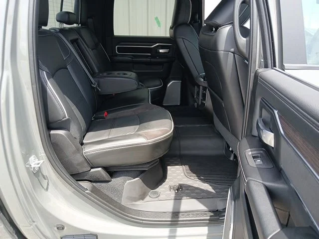 New 2026 Ceramic Gray Clear-Coat Exterior Paint RAM Laramie image 28