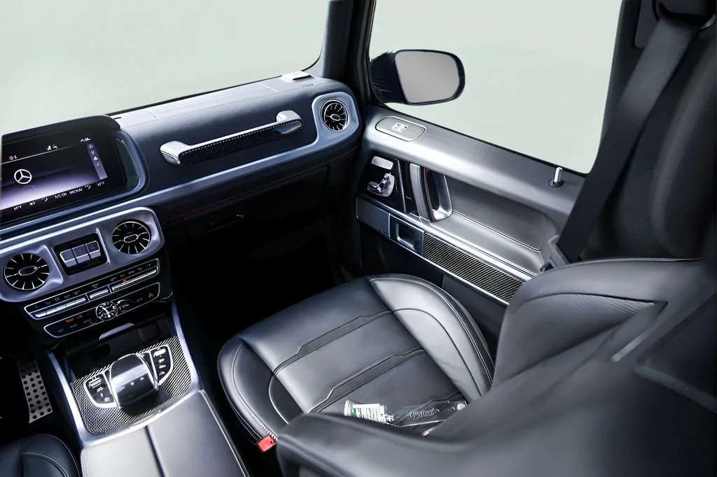 Used 2024 Black Mercedes-Benz 4MATIC® image 30