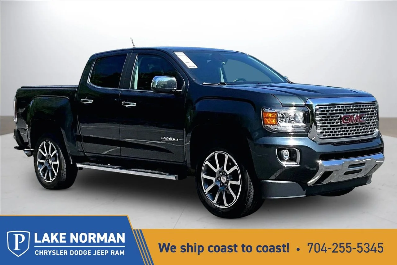 2017 GMC Canyon 4WD Denali Crew Cab Short Box's photo
