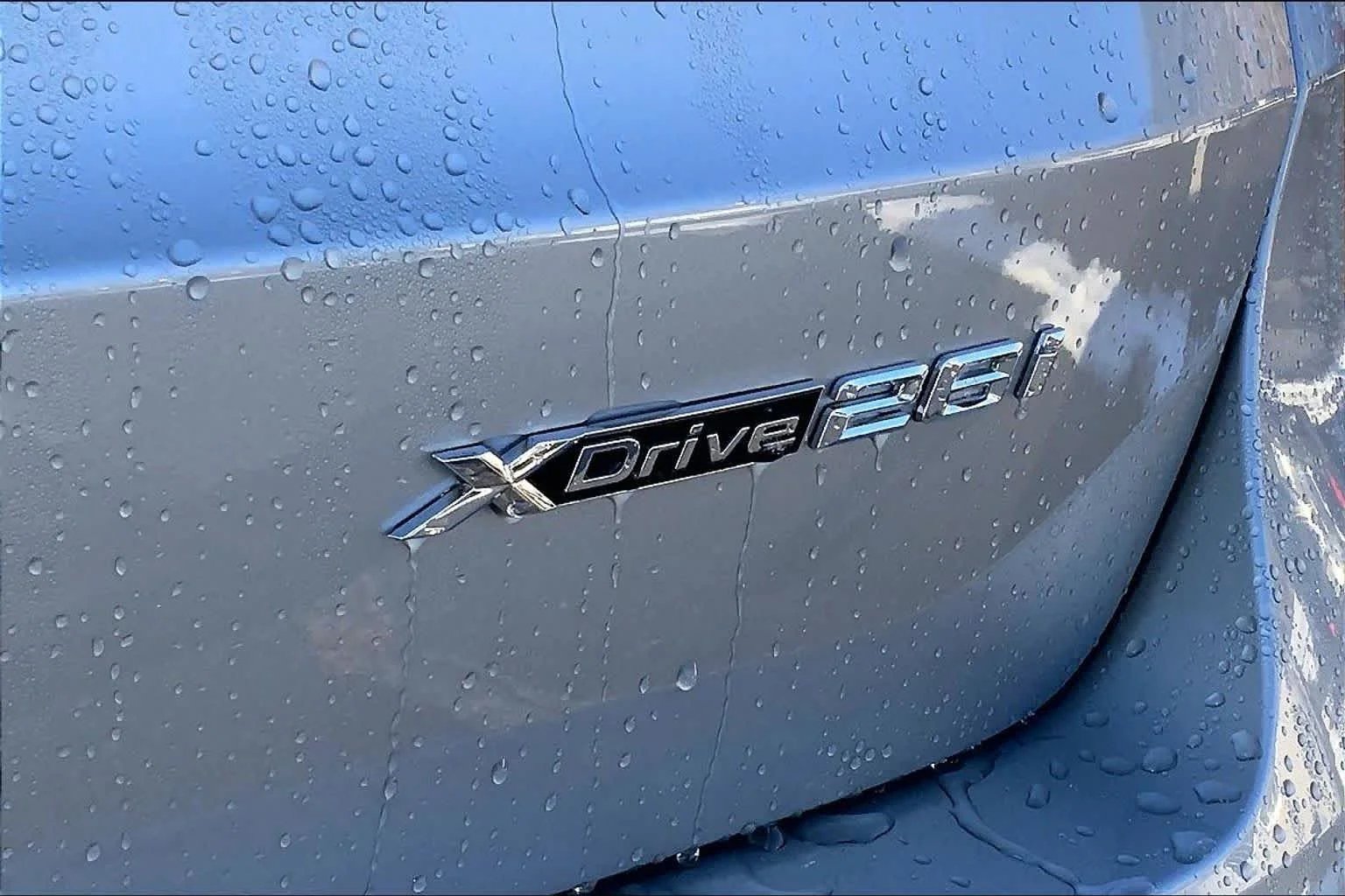 Used 2026 Space Silver Metallic BMW xDrive28i image 15