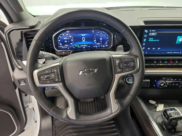 Used 2025 White Chevrolet RST image 20