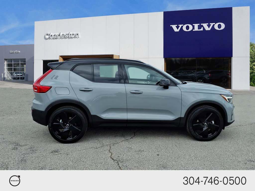New 2026 Vapour Grey Volvo Ultra Black Edition image 2