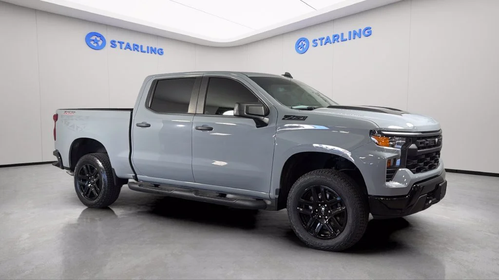 Used 2024 Slate Gray Metallic Chevrolet Custom Trail Boss image 13