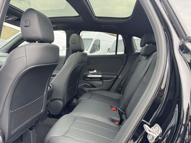 New 2026 Night Black Mercedes-Benz GLA 250 image 31