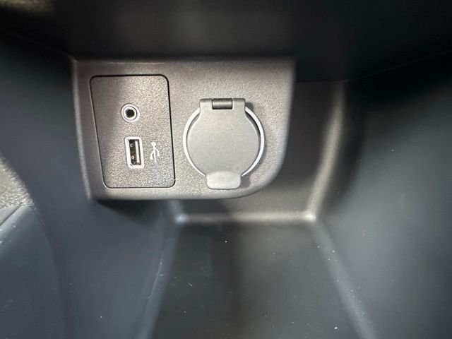 2025 Nissan KICKS PLAY Base - Photo 16