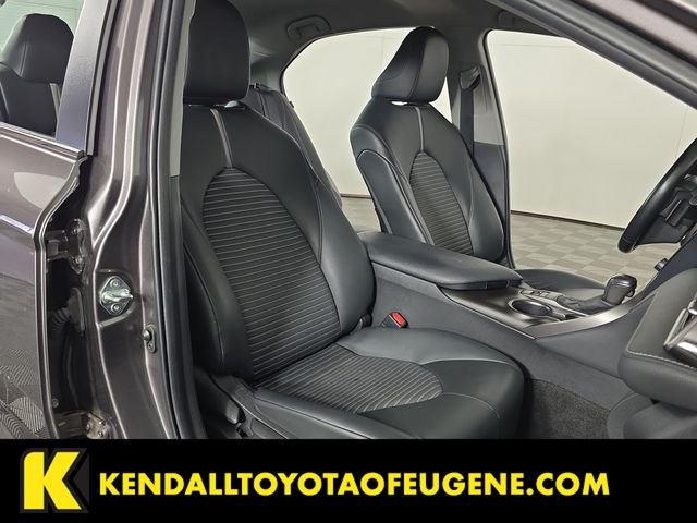Used 2022 Gray Toyota SE image 28
