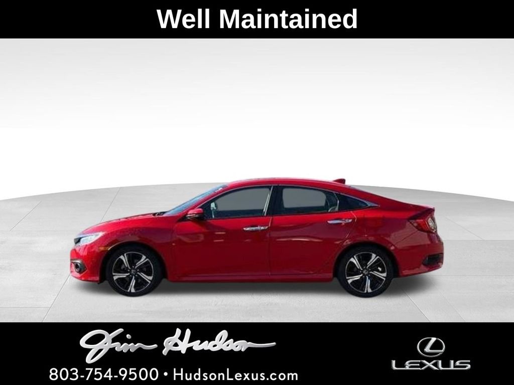 Used 2017  Honda Touring image 1