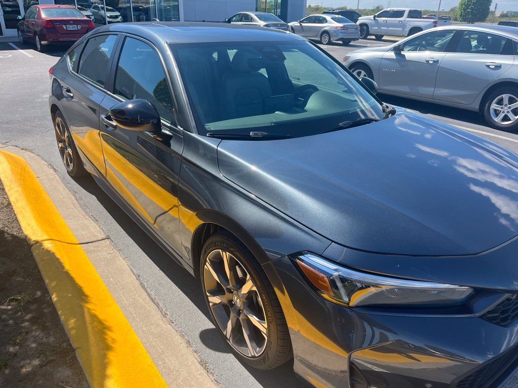Used 2026 Meteorite Gray Metallic Honda Sport Touring image 16