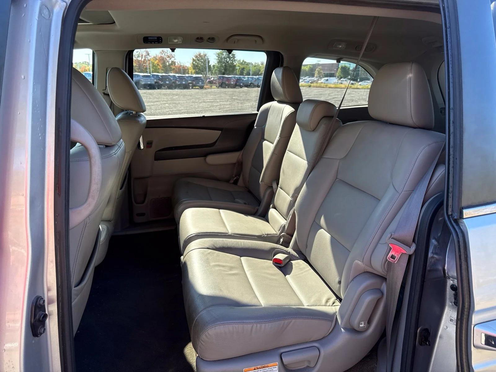 Used 2014 Gray Honda EX-L image 19