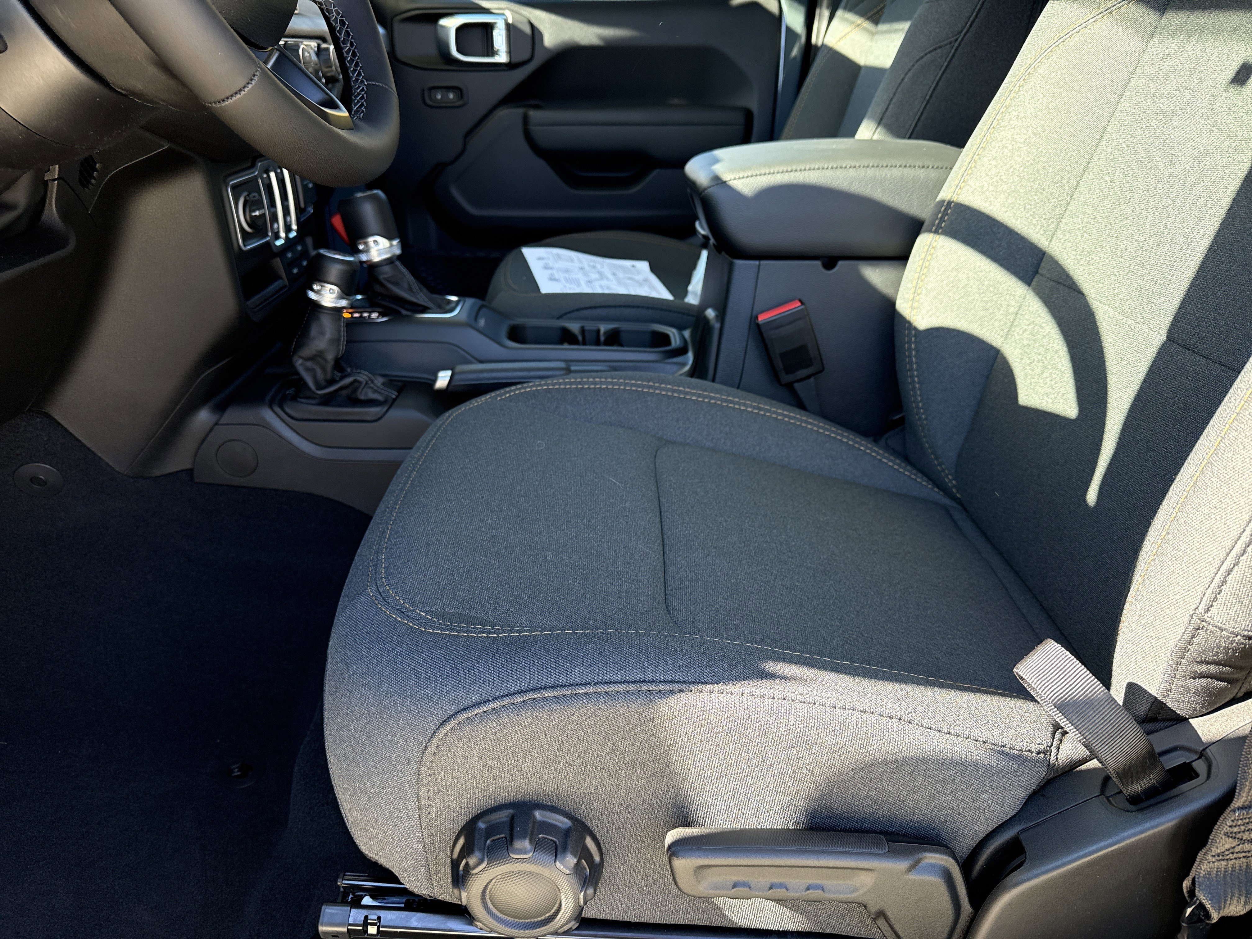 New 2026 Anvil Clearcoat Jeep Sport S image 9