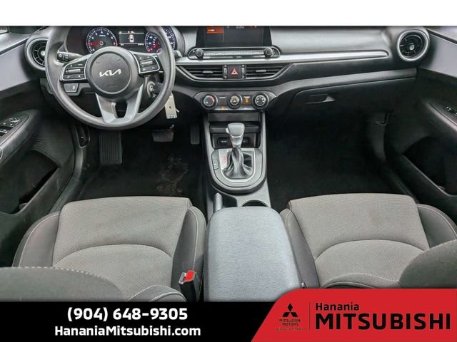 Used 2024 Red Kia LXS image 16