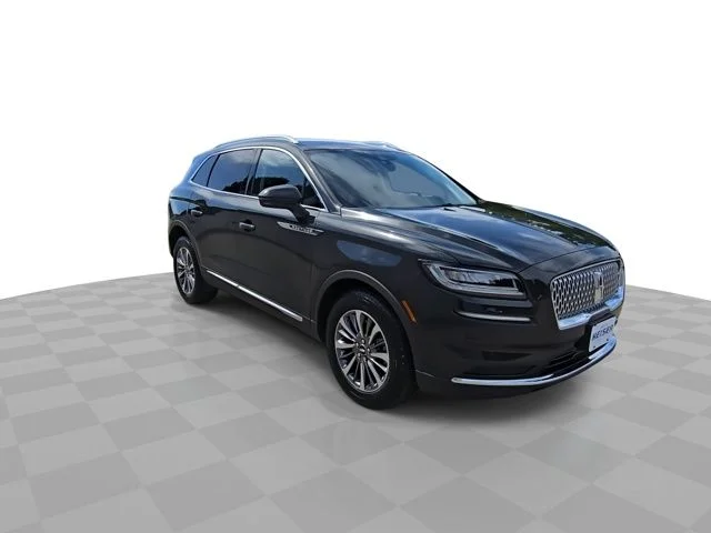Certified Used 2022 Green Clearcoat Metallic Lincoln Standard image 2