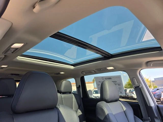 New 2026 ICE SILVER METALLIC Subaru Onyx Edition Touring 7-Passenger image 10