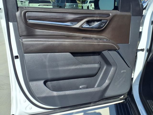 Used 2022 White GMC Denali image 25
