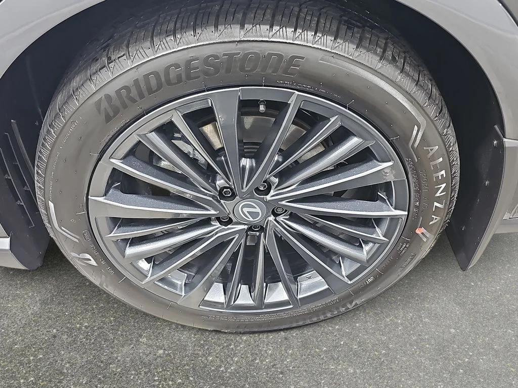 New 2026 Cloudburst Gray Lexus PREMIUM image 31