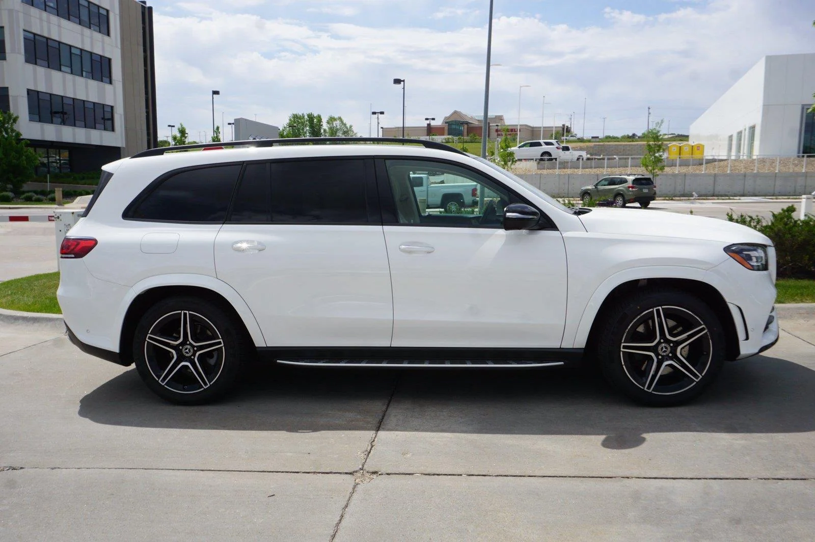 Used 2020 WHITE Mercedes-Benz GLS 580 4MATIC® SUV image 5