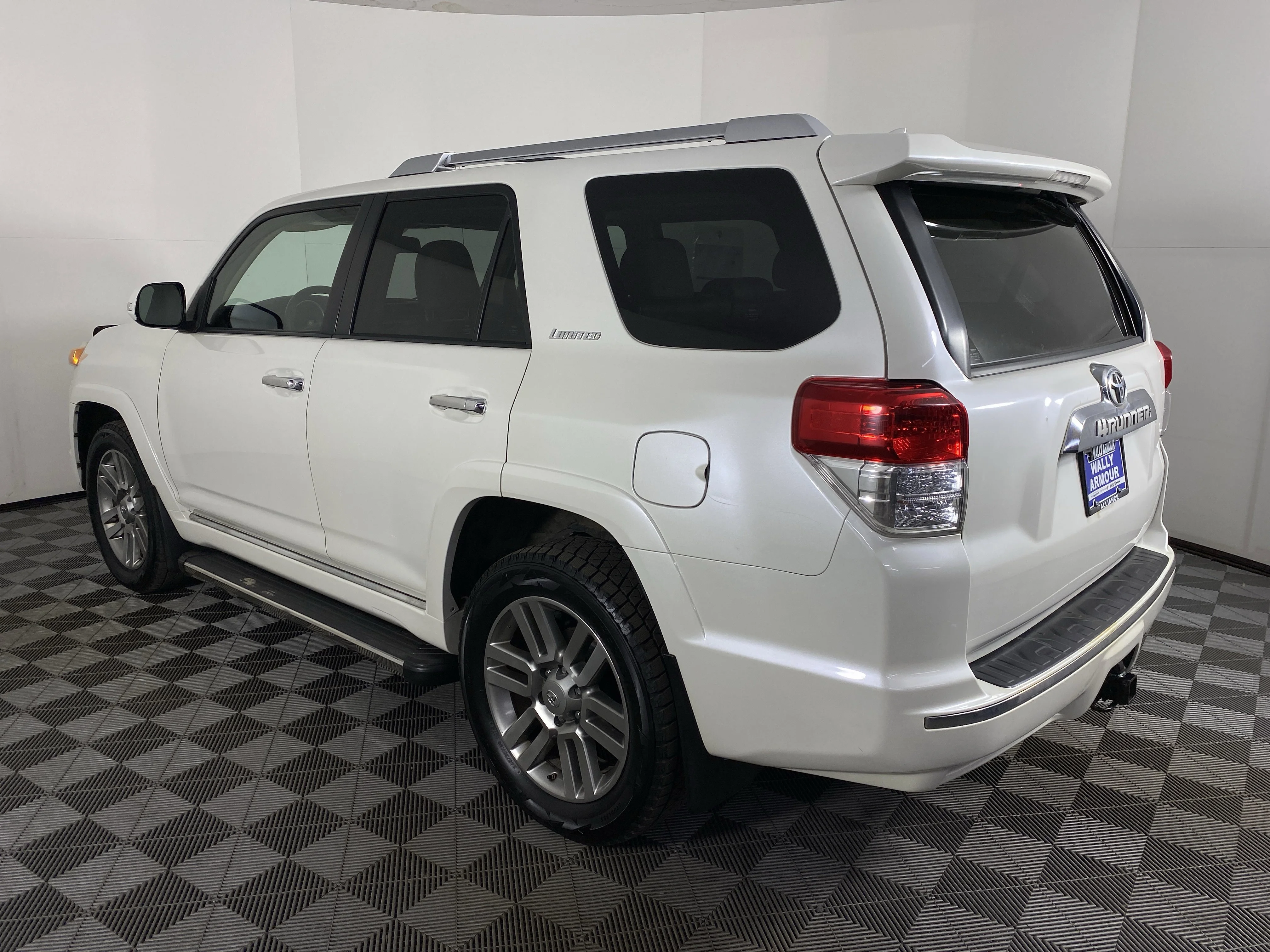 Used 2011 Blizzard Pearl Toyota Limited image 10