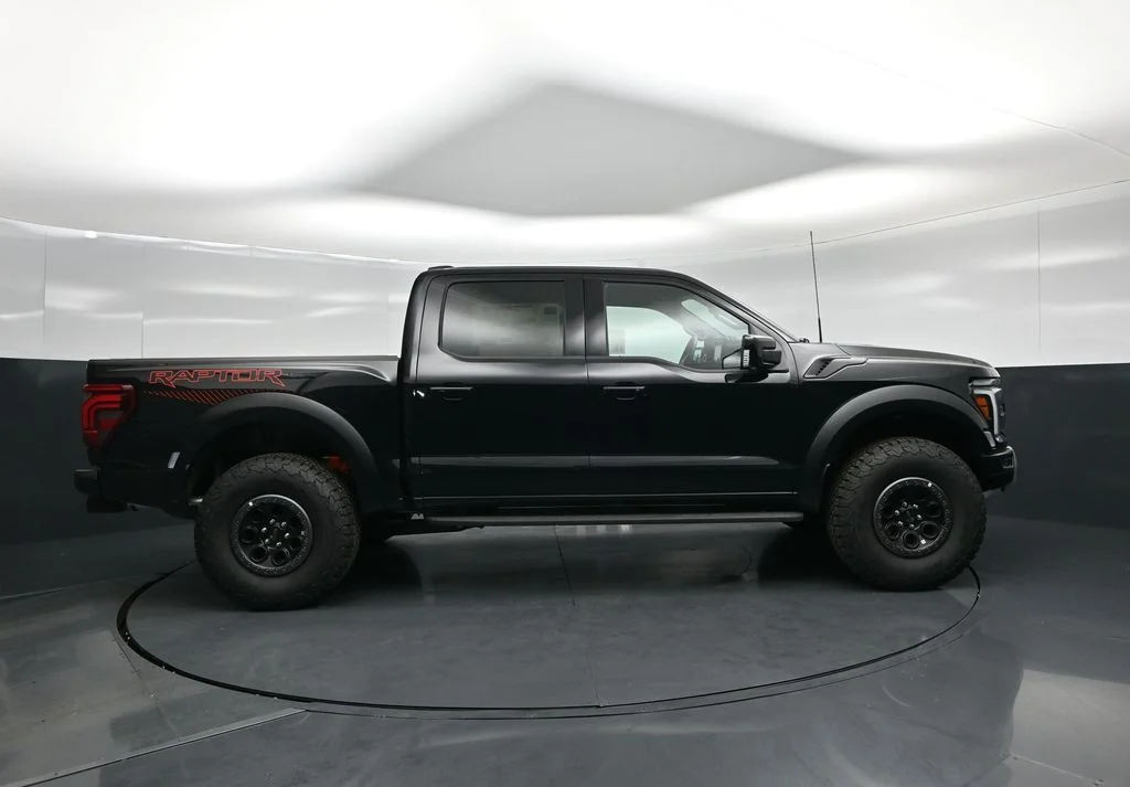 New 2026 Agate Black Metallic Ford Raptor image 26