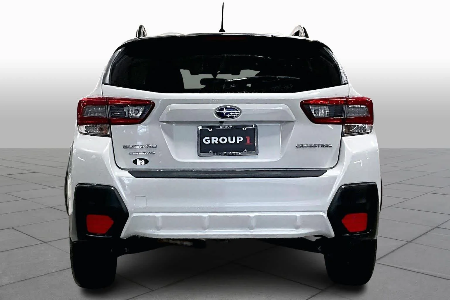 Used 2021 Crystal White Pearl Subaru  image 5