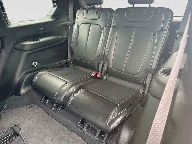 Used 2024 Gray Jeep Limited image 17