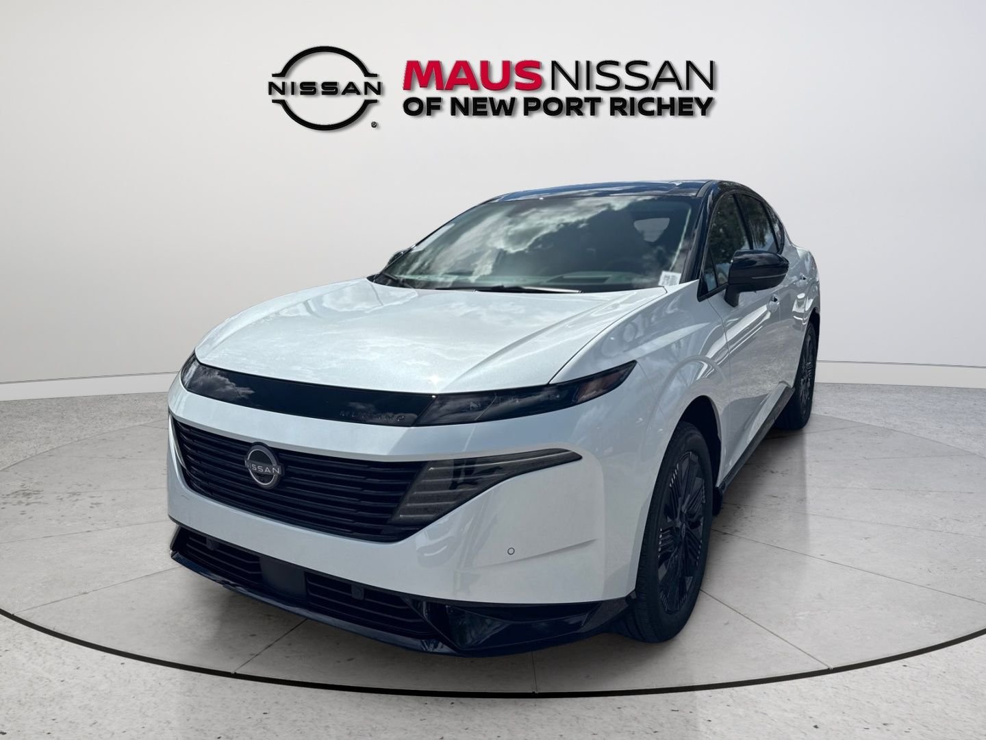 New 2026 White Nissan Platinum image 4