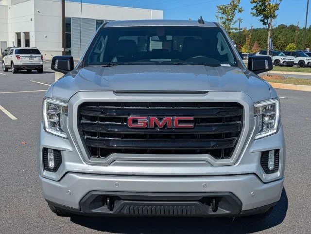 Used 2021 Silver GMC Elevation image 9